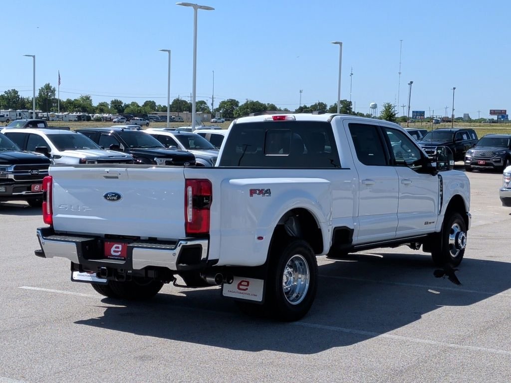 New 2026 Oxford White Ford F-350® Lariat® image 7