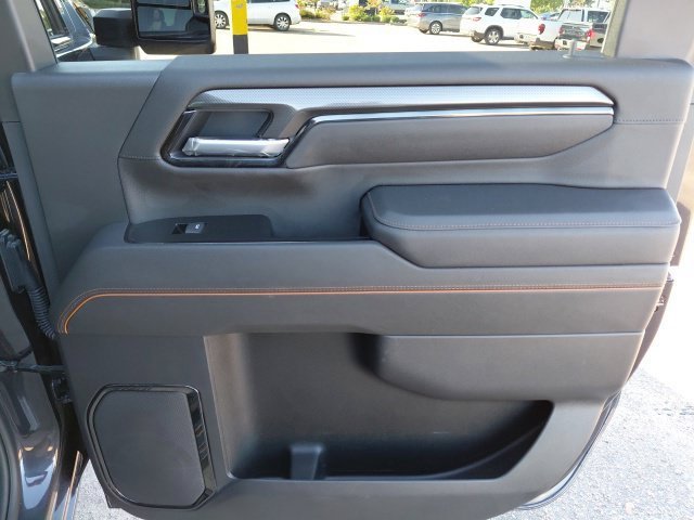 Used 2026 Titanium Rush Metallic GMC AT4 image 31
