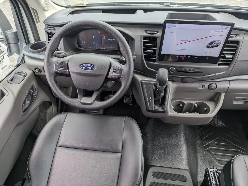 New 2026 Oxford White Ford Base image 16