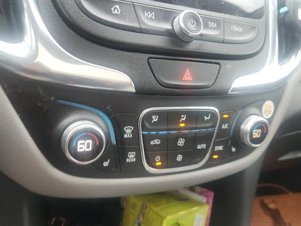 Used 2019  CHEVROLET TRUCK LT image 15