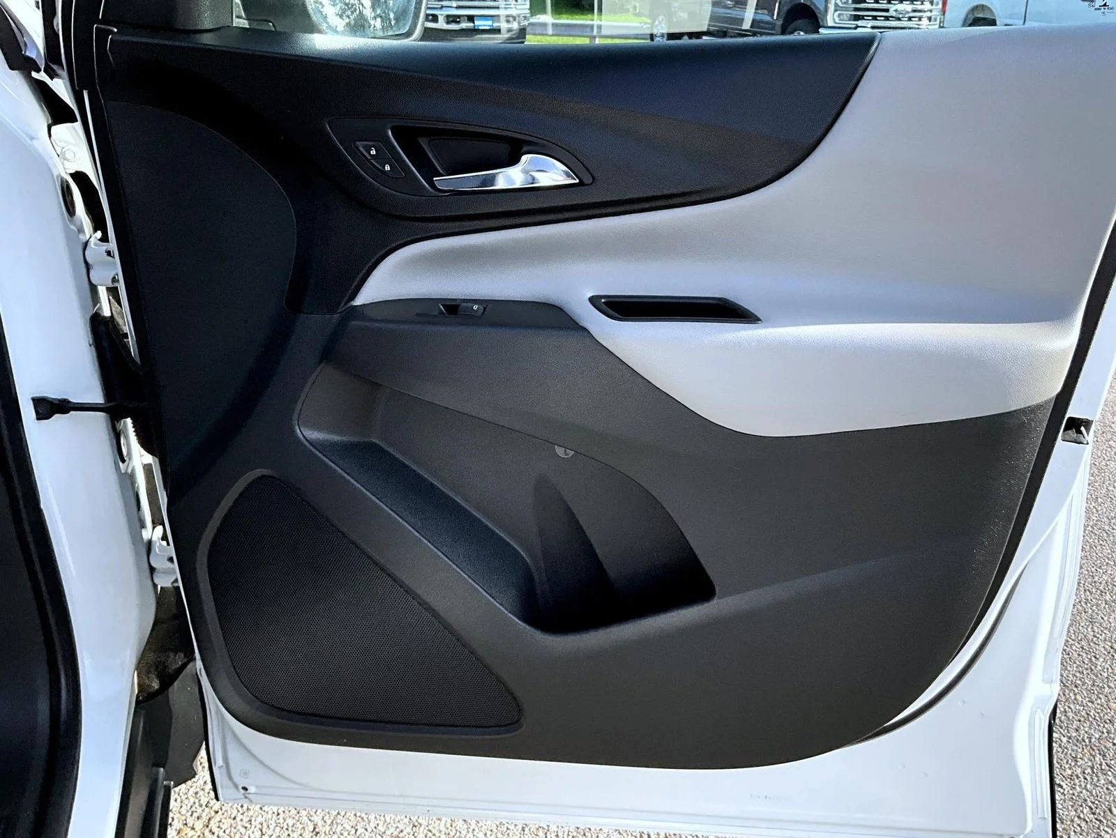 Used 2021 White Chevrolet LS image 19