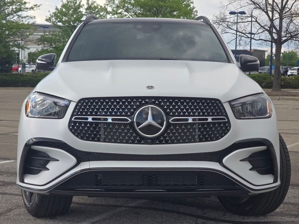 New 2026 MANUFAKTUR Moonlight White Magno Mercedes-Benz GLE 450 image 11