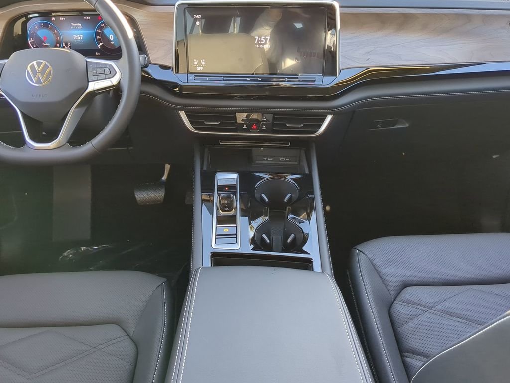 New 2026 Gray Volkswagen 2.0T SE w/Technology image 15