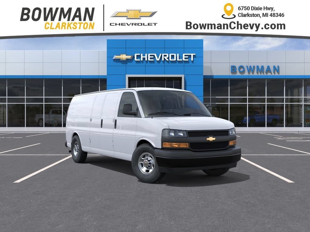 New 2026 Summit White Chevrolet WT image 1