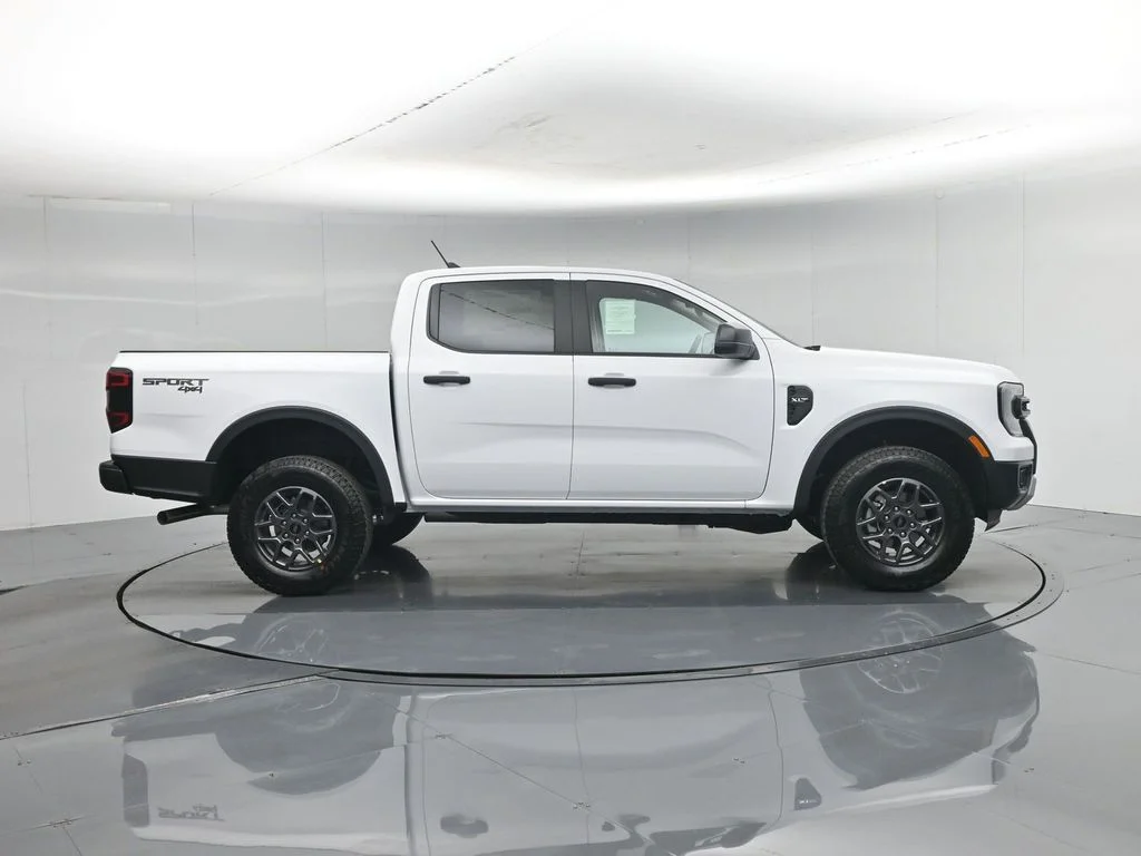 New 2026 Oxford White Ford XLT image 23