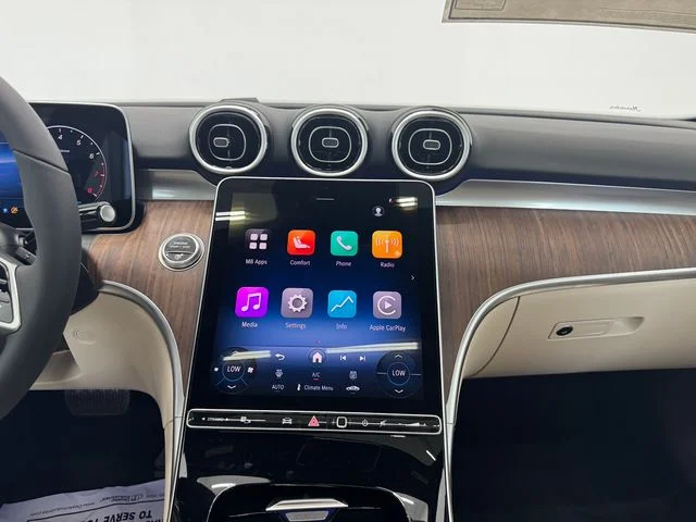 New 2026 White Mercedes-Benz C 300 image 4