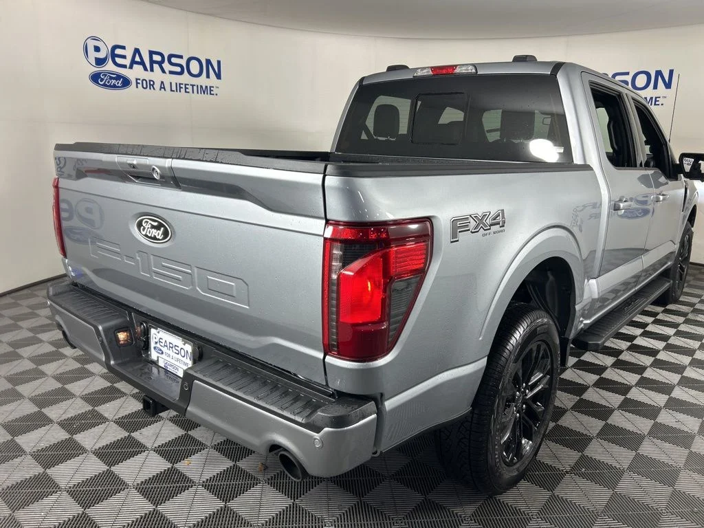New 2026 Iconic Silver Metallic Ford XLT image 8