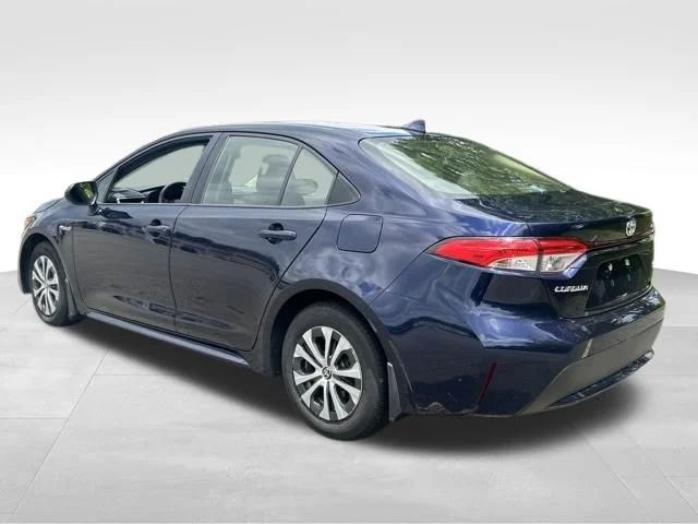 Used 2021 Blue Toyota LE image 3