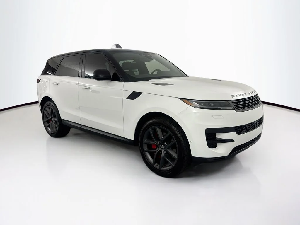 Certified Used 2024 White Land Rover SE image 3