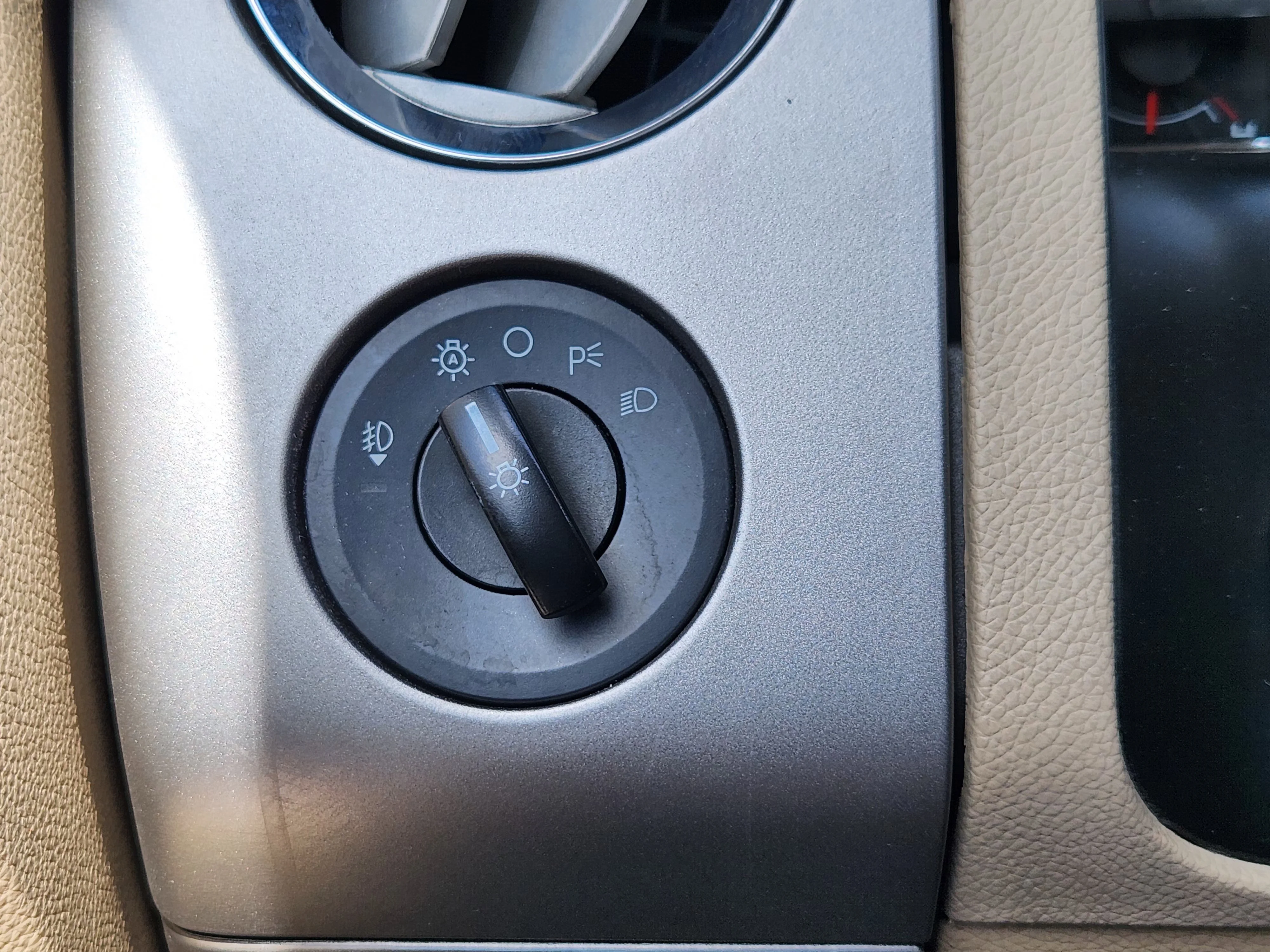 Used 2013 Blue Ford XLT image 22
