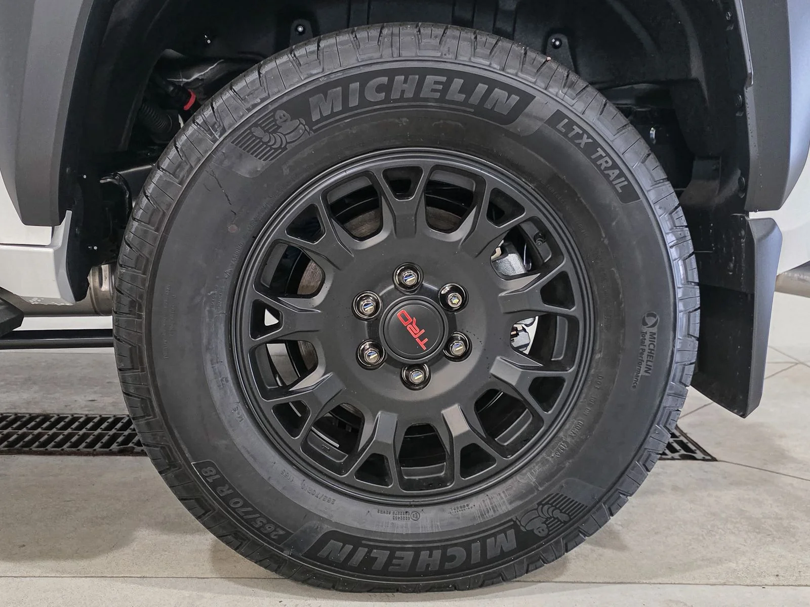 2026 Toyota 4Runner TRD Off-Road - Photo 18