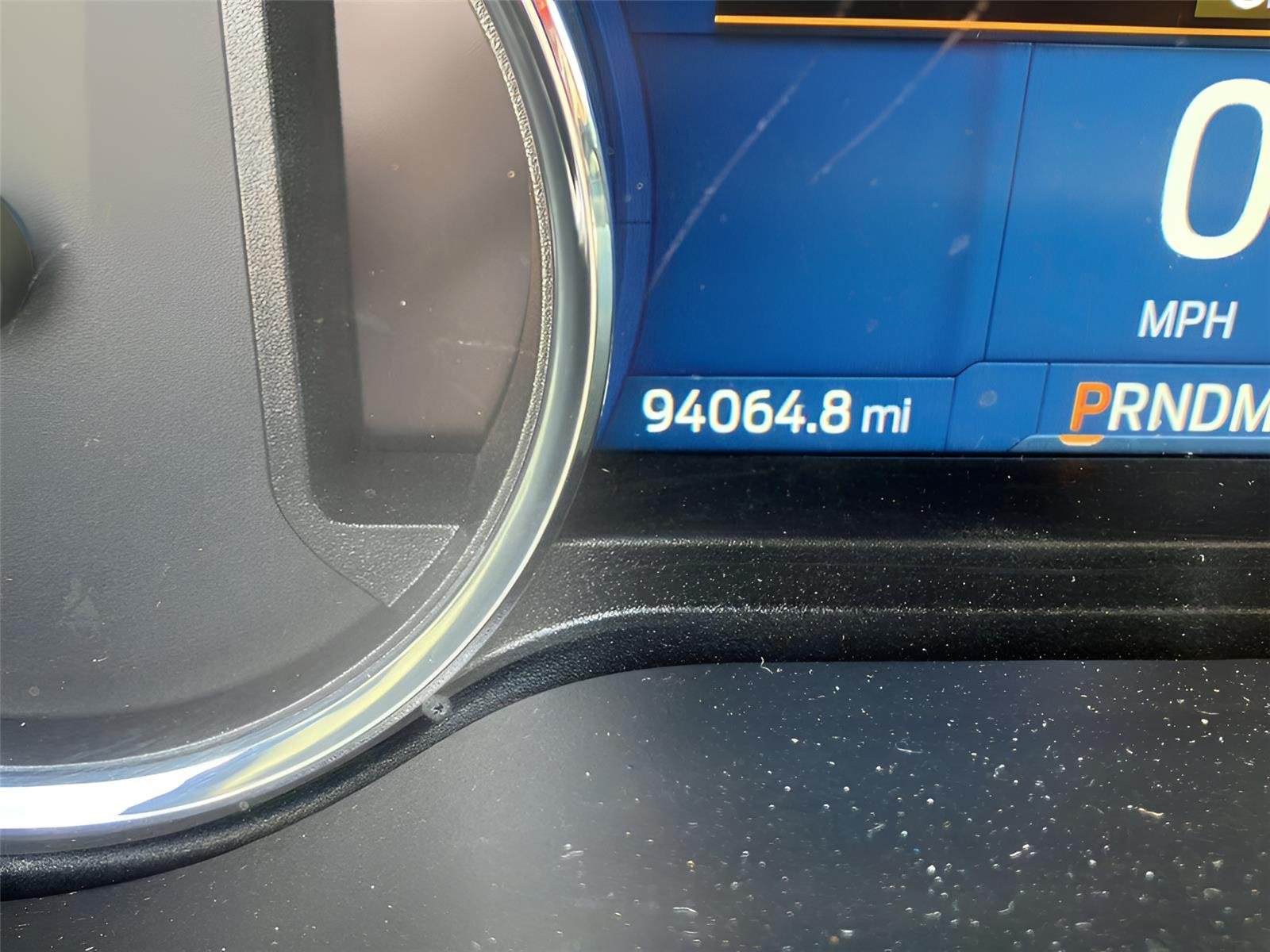 Used 2023 Avalanche Gray Ford XLT image 2