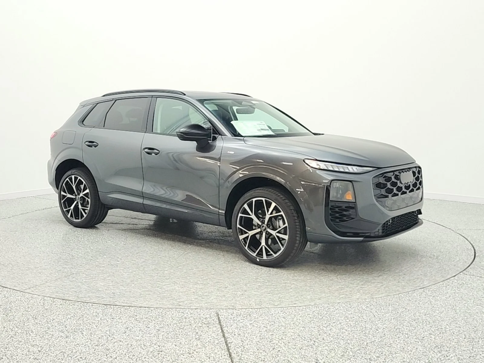 New 2026 Daytona Gray Pearl Effect Audi S line quattro image 3