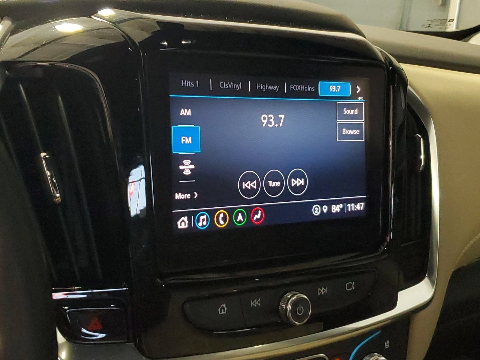 Used 2023 Red Chevrolet Premier image 25