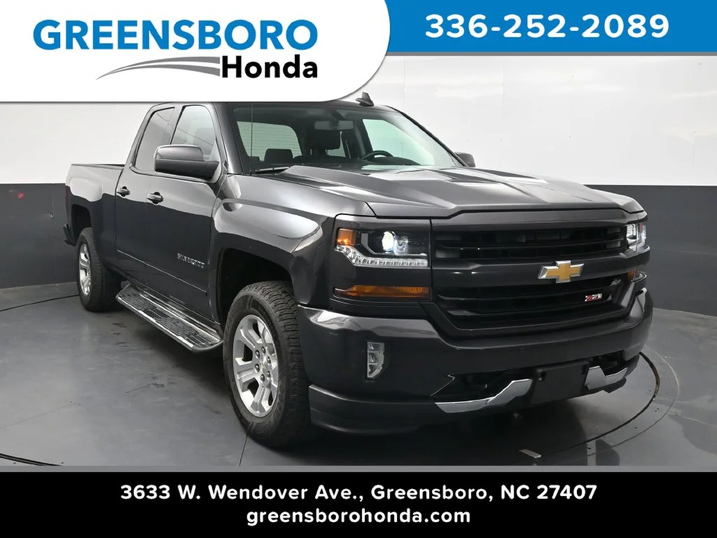 Used 2016 Tungsten Metallic Chevrolet LT image 1