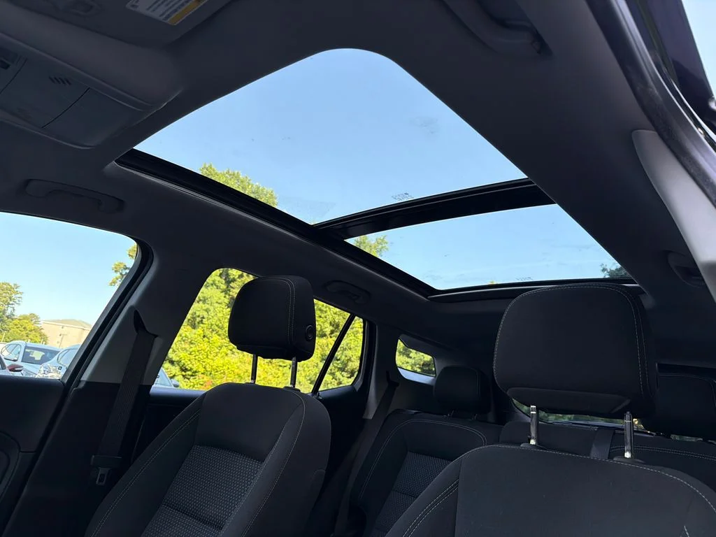 Used 2023 Black GMC SLE image 32