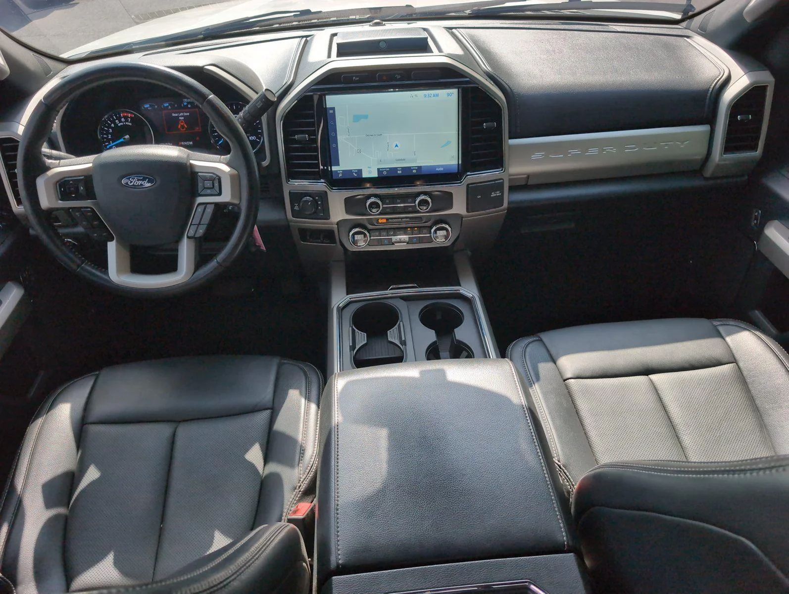 Used 2022 Star White Metallic Tri-Coat Ford Lariat image 33