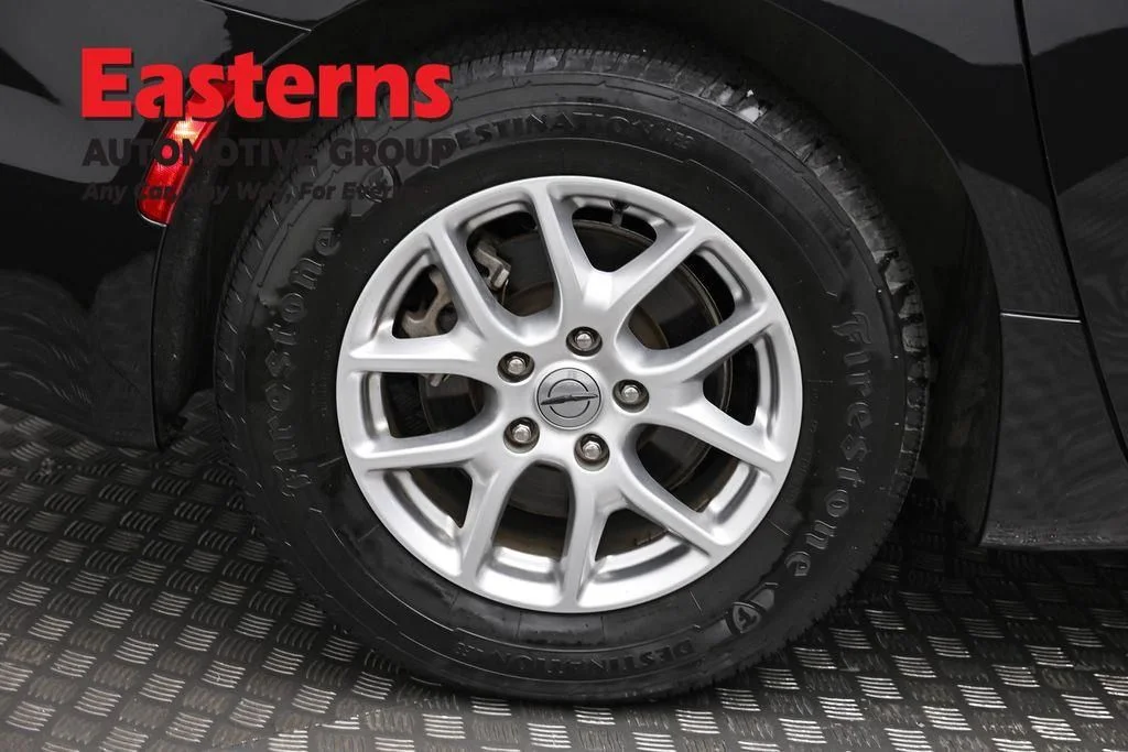Certified Used 2023 Black Chrysler Touring L image 34