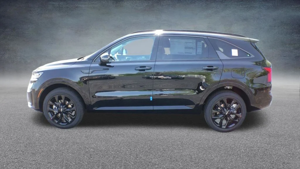 Used 2022 Black Kia SX image 15