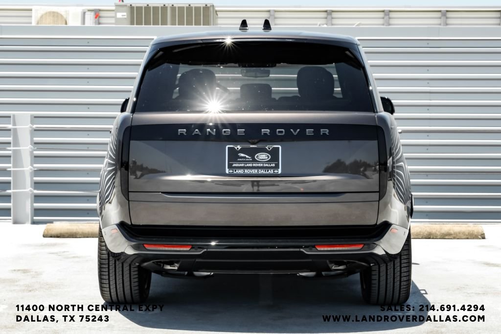 New 2026 Charente Grey Prem Met Land Rover SE image 7