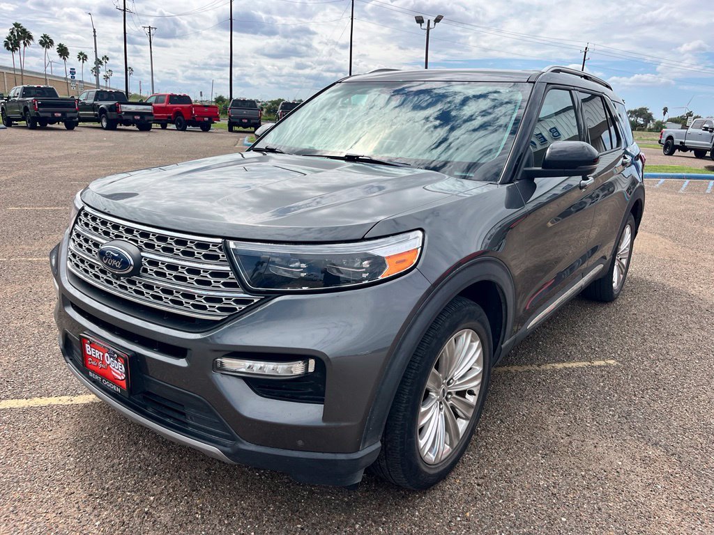 Used 2023 Gray Ford Limited image 3