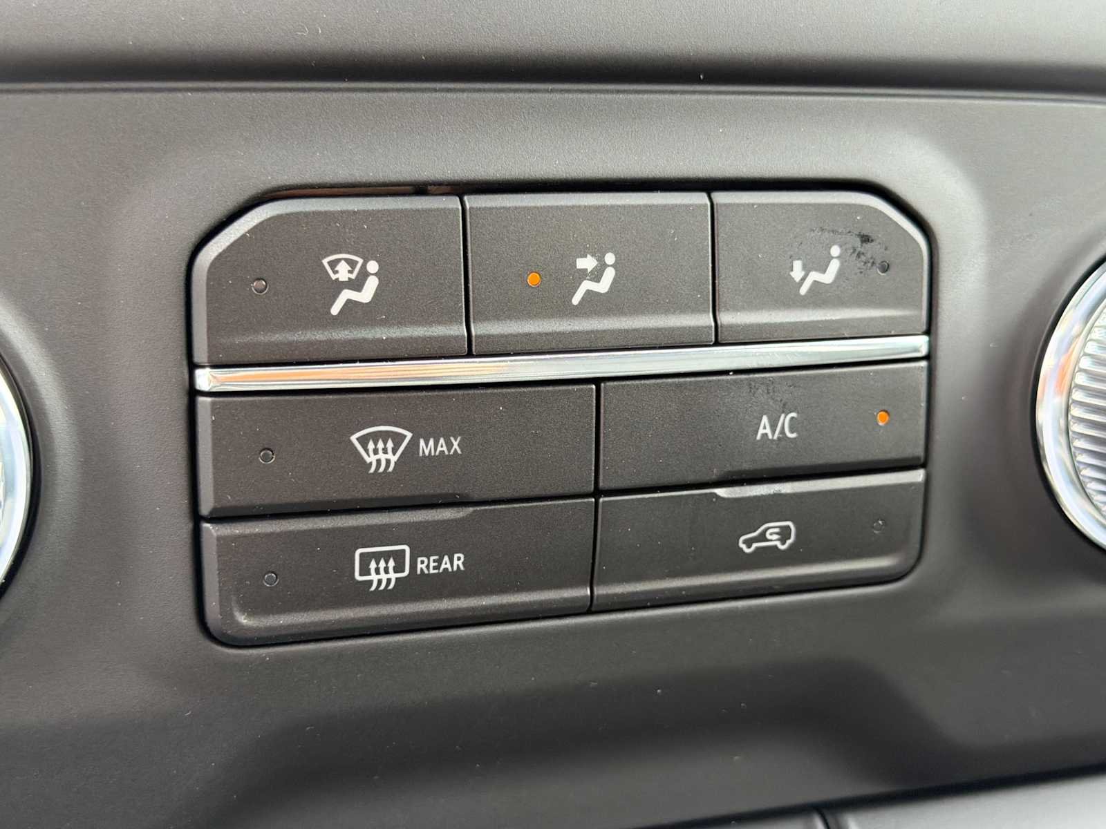 2026 GMC Sierra 3500HD Pro - Photo 28