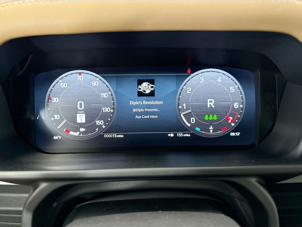 New 2026 Santorini Black LAND ROVER X-Dynamic SE image 33
