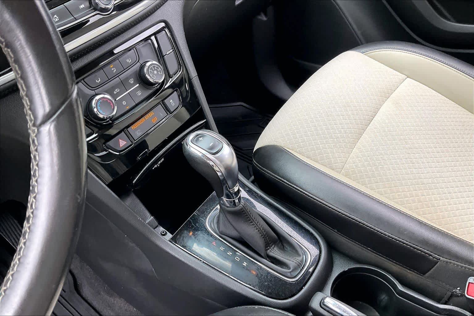 Used 2020 Ebony Twilight Metallic Buick Preferred image 15