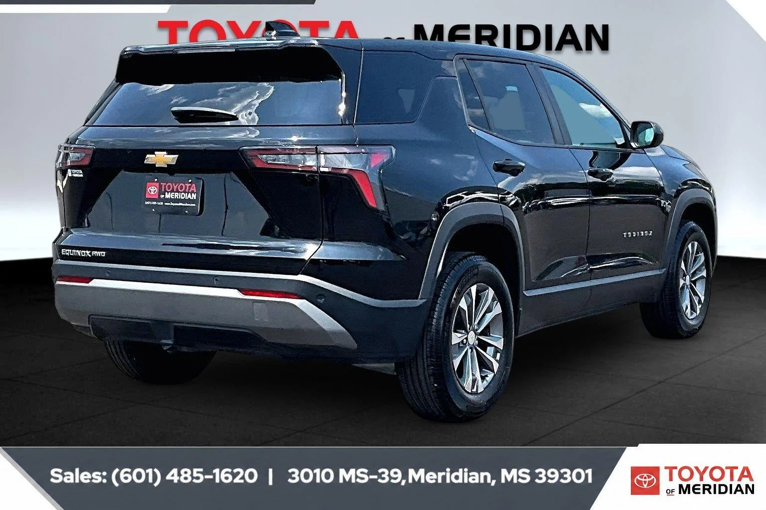 Used 2026 Mosaic Black Metallic Chevrolet AWD LT image 11
