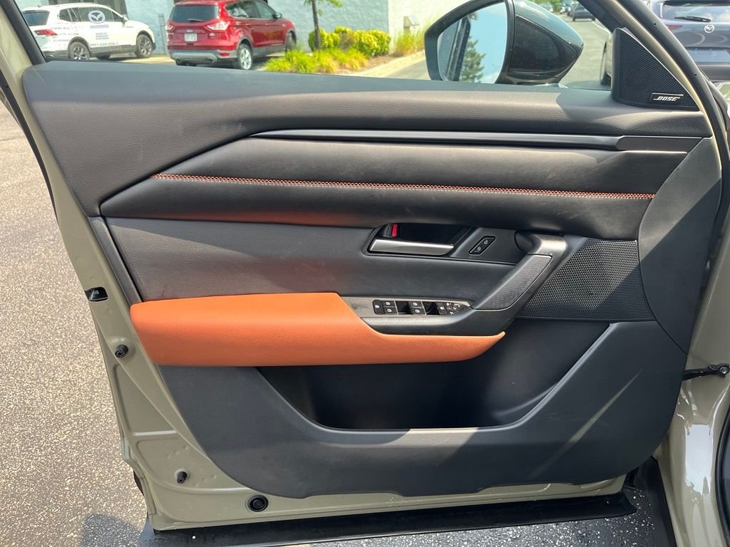 New 2026 Beige/tan Mazda 2.5 Turbo Meridian Edition AWD image 7