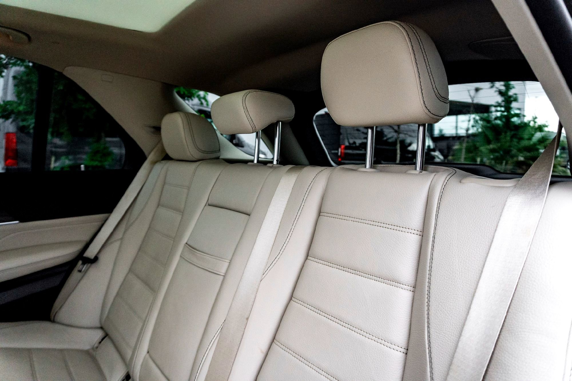 Certified Used 2022 Black Mercedes-Benz GLE 450 image 26