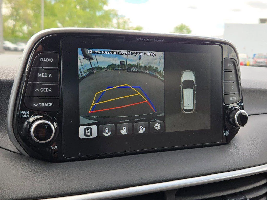 Used 2019 White Hyundai Ultimate image 32