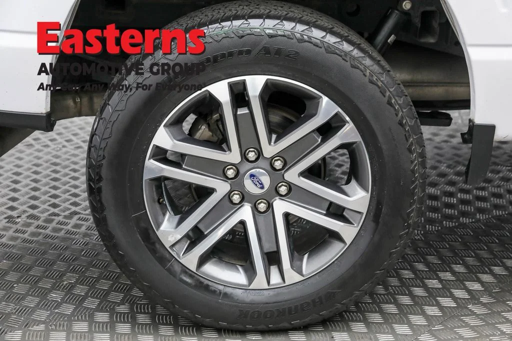 Used 2021 White Ford XL image 30