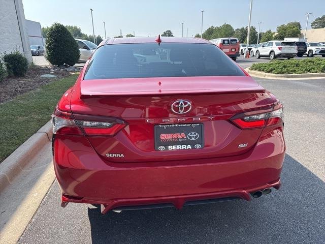 2022 Toyota Camry SE - Photo 6