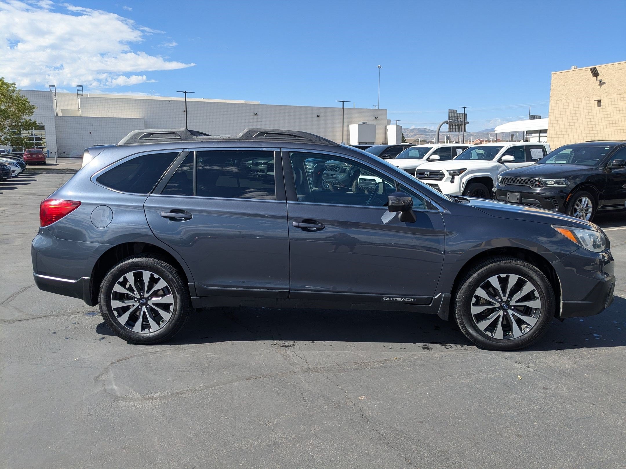 Used 2017 Carbide Gray Metallic Subaru Limited image 2