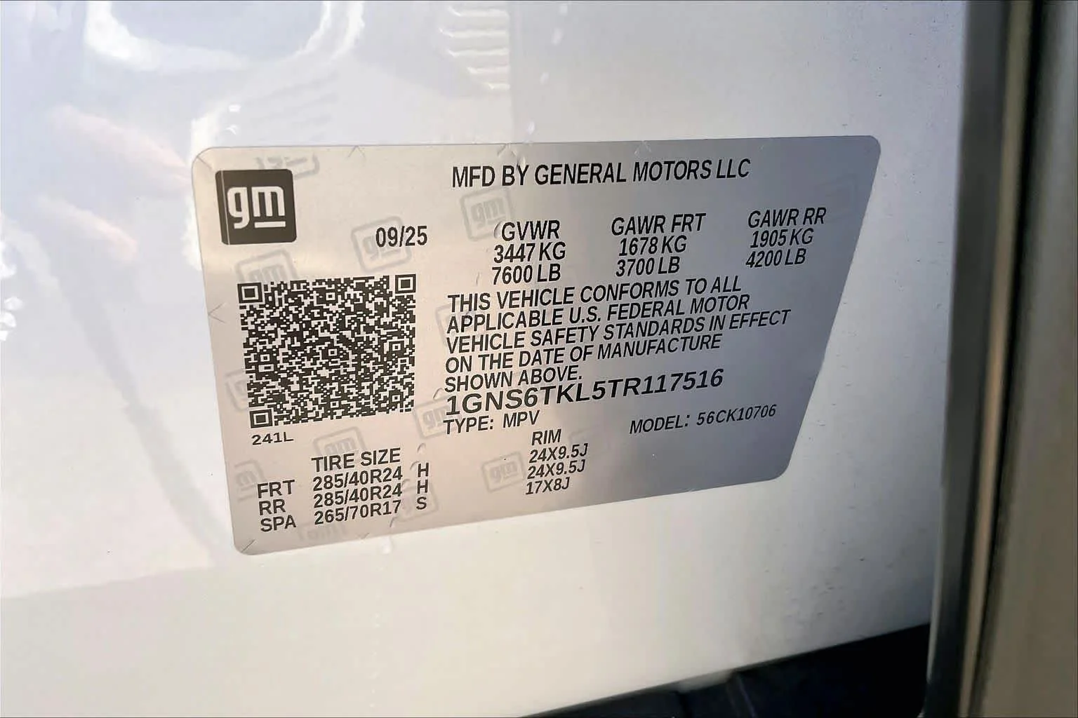 Used 2026 Polar White Tricoat Chevrolet High Country image 34