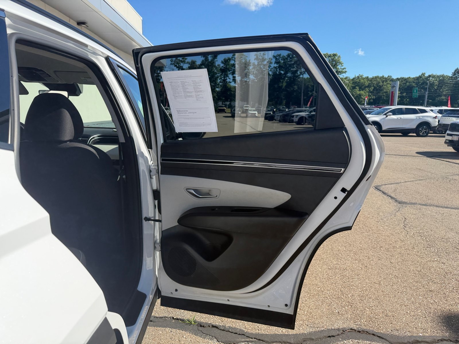 Used 2022 Quartz White Hyundai Blue image 35