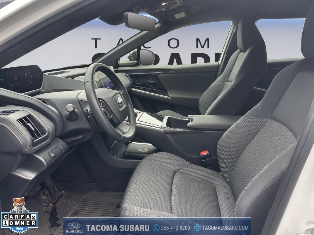 Used 2023 White Subaru Premium image 10