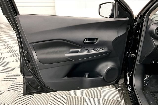 2025 Nissan KICKS PLAY Base - Photo 27