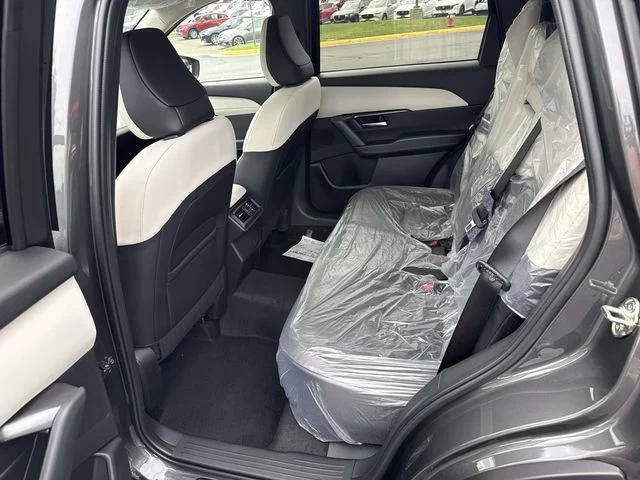 New 2026 Machine Gray Metallic Mazda 2.5 S Preferred AWD image 15