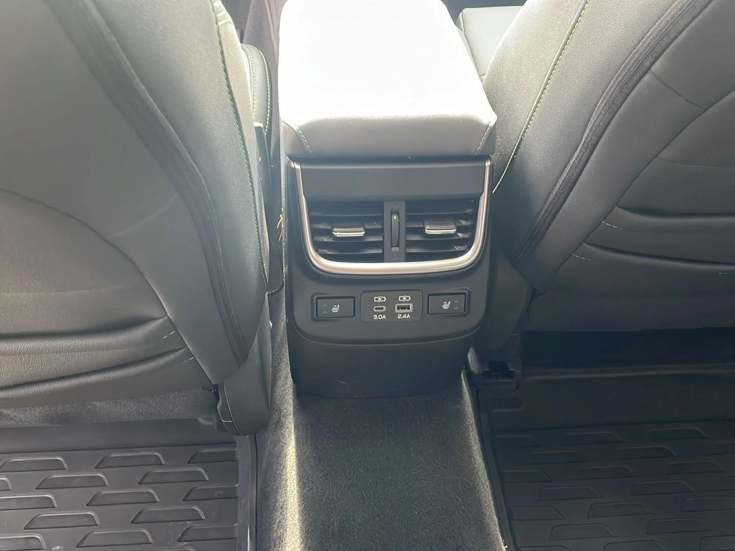 Used 2024 Crystal White Pearl Subaru Onyx Edition XT image 21