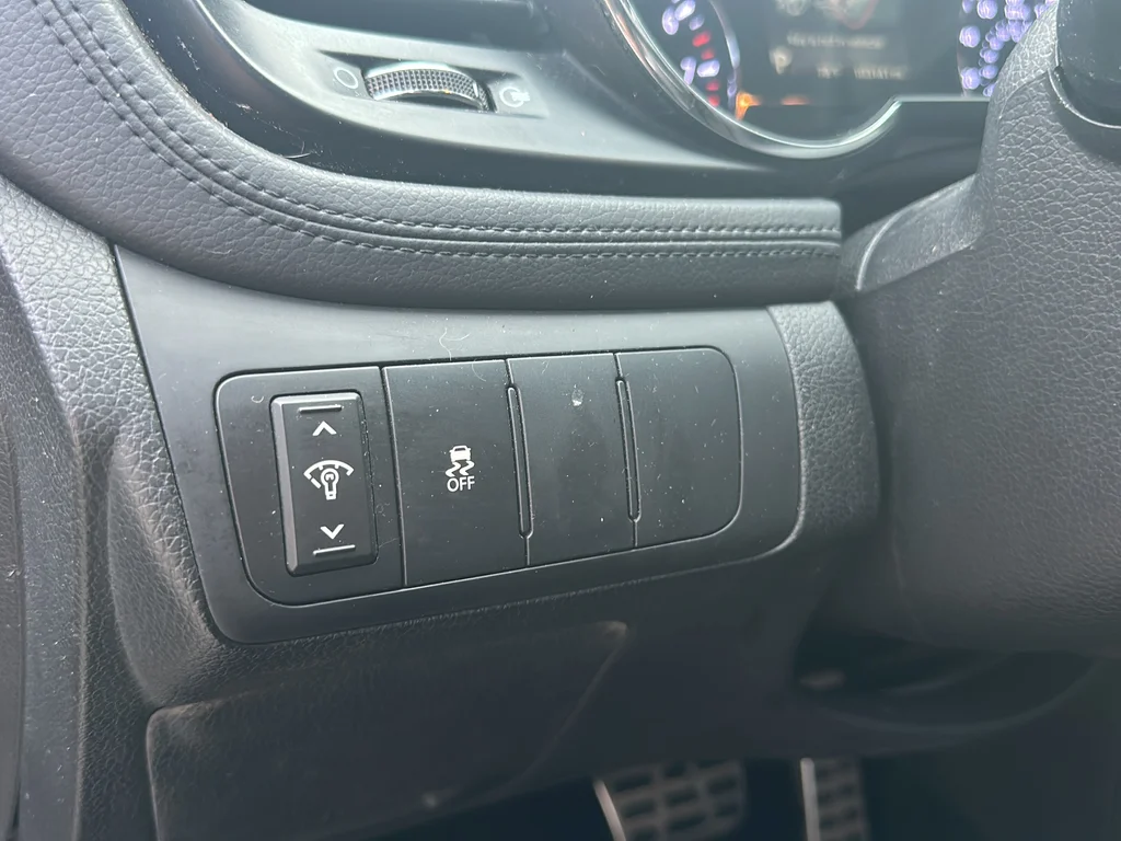Used 2013 Black Kia SX image 26