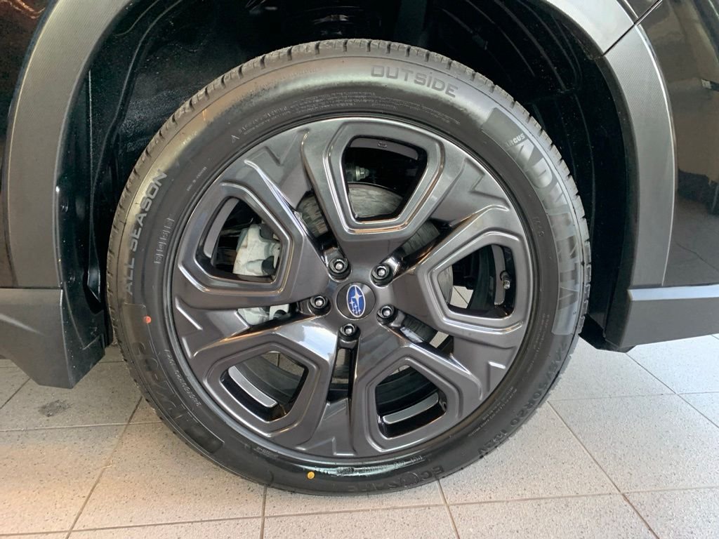 Used 2023 Black Subaru Onyx Edition image 26
