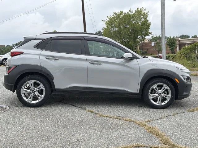 Used 2023 Silver Hyundai SEL image 14