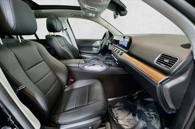 New 2026 Black Mercedes-Benz GLE 450 image 56