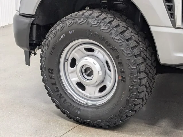 New 2026 Agate Black Metallic Ford F-250® XL image 34