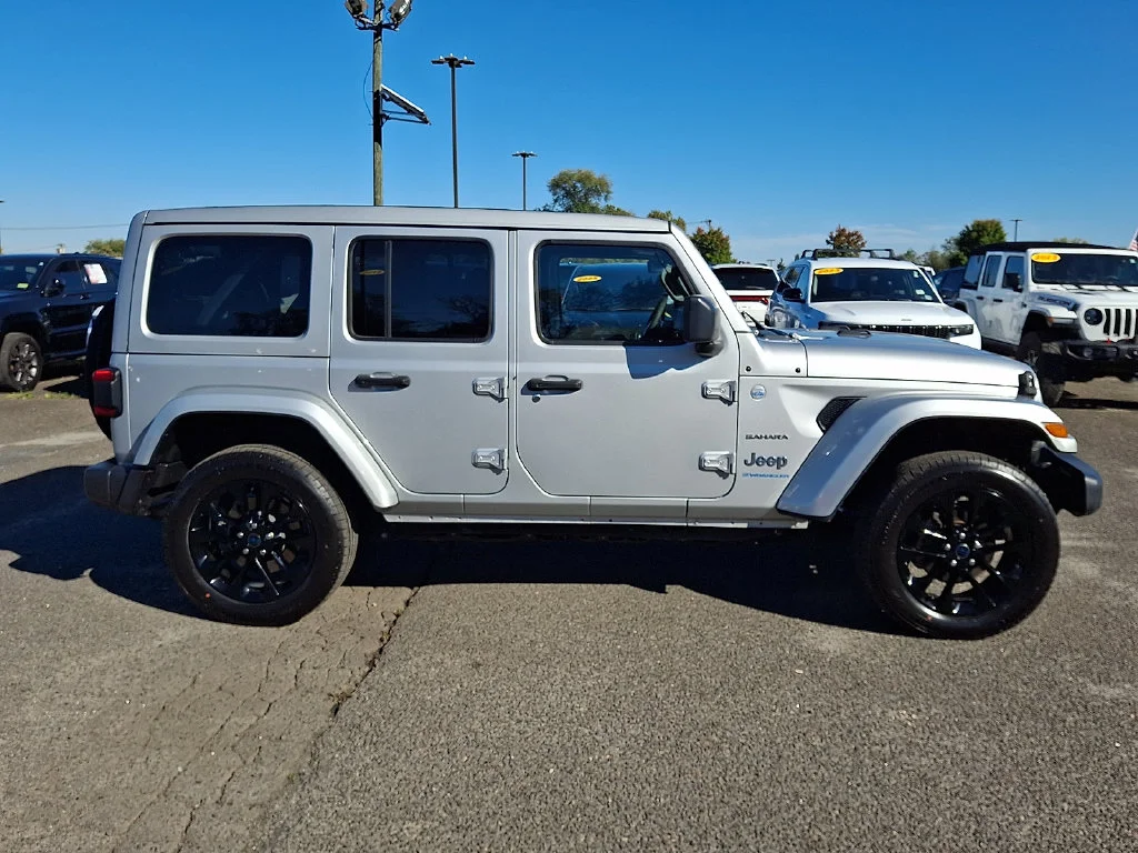 Used 2024 Silver Jeep Sahara 4xe image 13