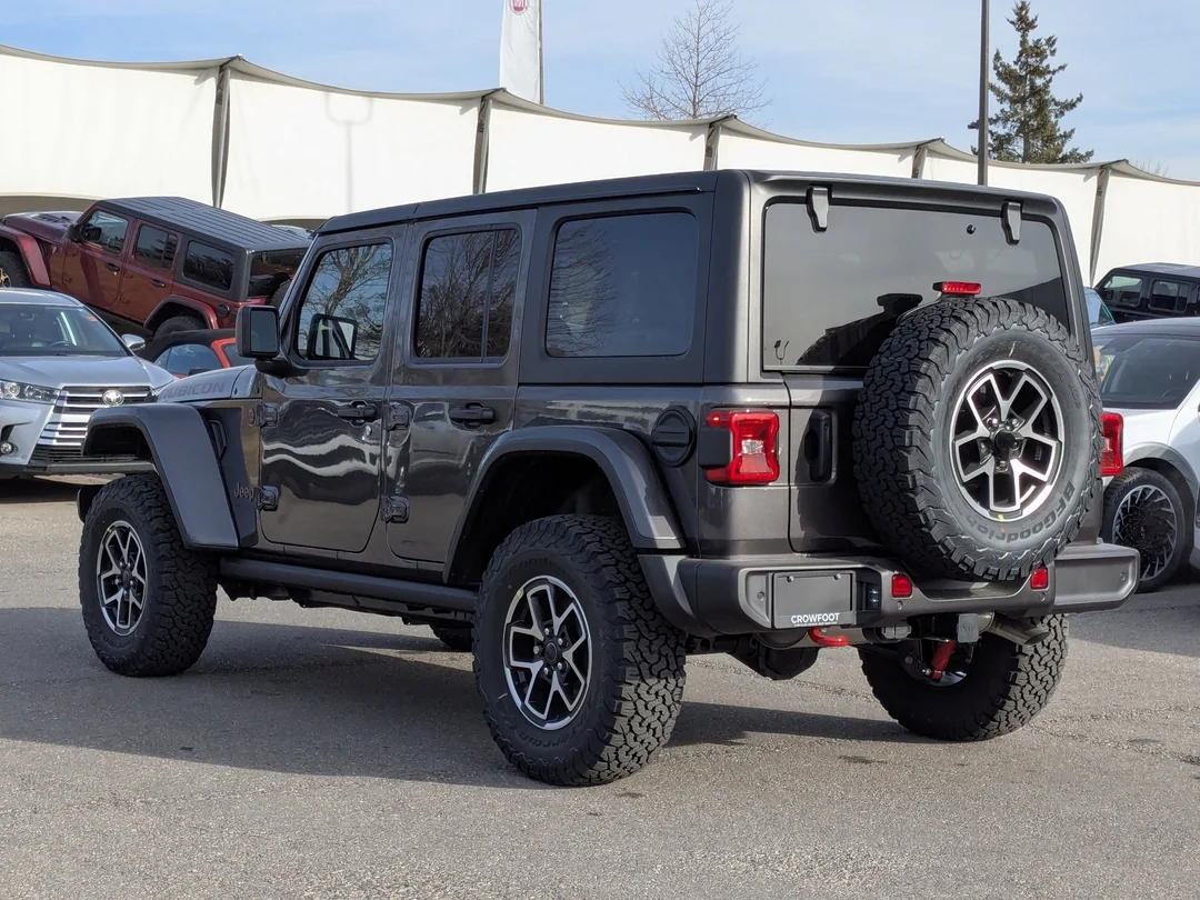 New 2026 Grey Jeep Rubicon - - 4x4 - Nappa Lthr - 3-Pc Hardtop - Safety Grp - 8- Spd Auto - Remote Start & More! image 6