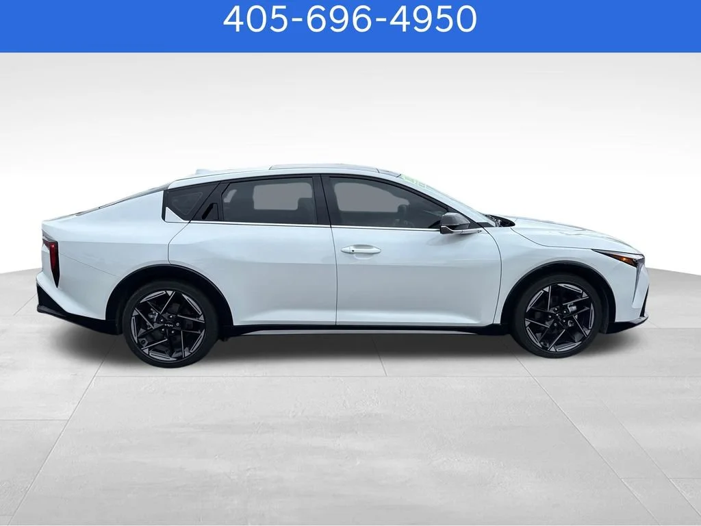 Pre-Owned 2025 Kia K4 GT-Line