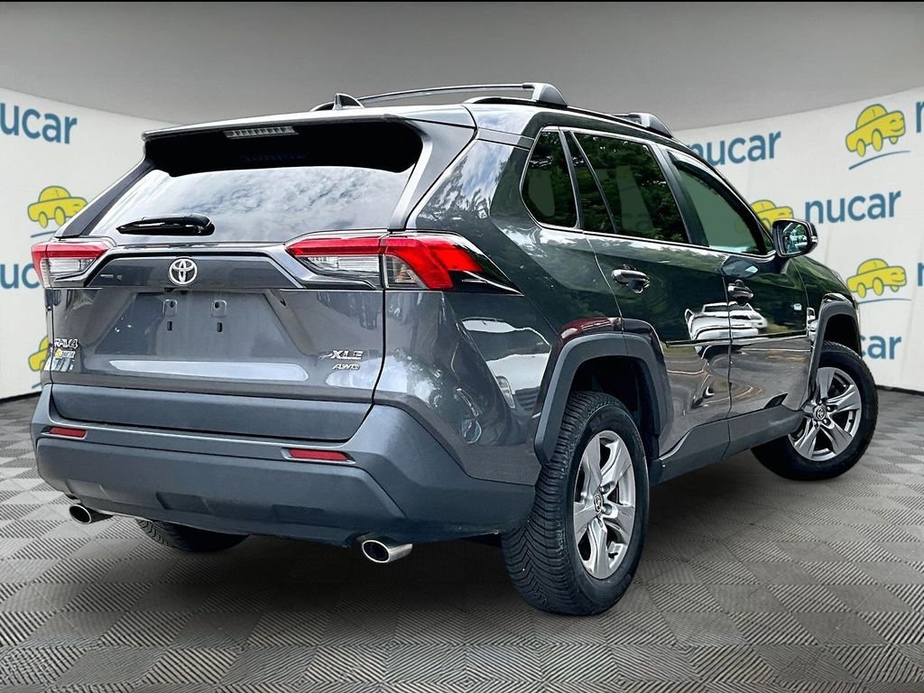 Used 2022 Magnetic Gray Metallic Toyota XLE image 6